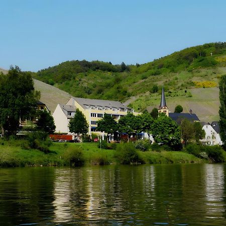 Vegan Hotel Und Restaurants Nicolay 1881 Zeltingen-Rachtig Bagian luar foto