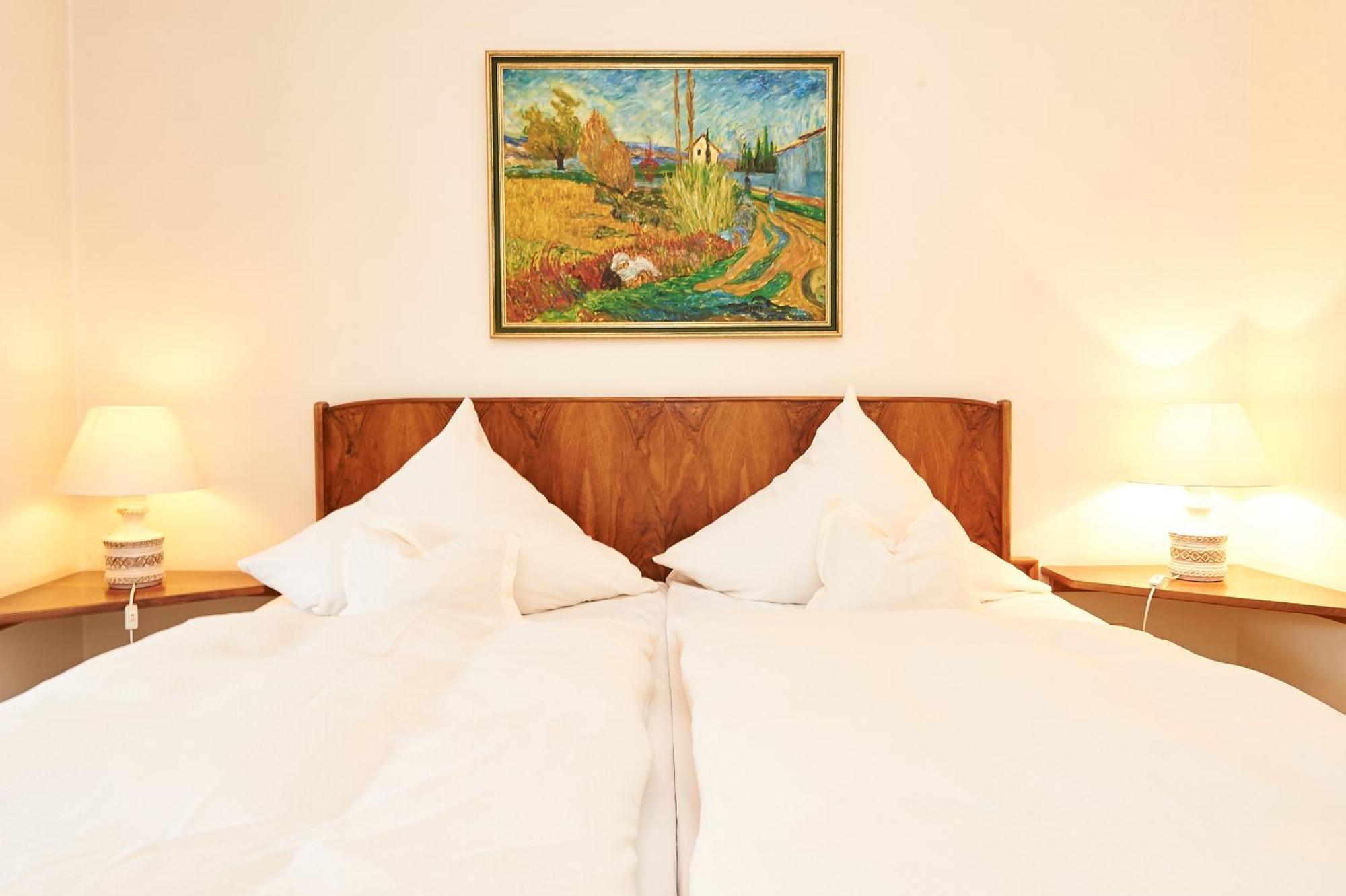 Vegan Hotel Und Restaurants Nicolay 1881 Zeltingen-Rachtig Bagian luar foto