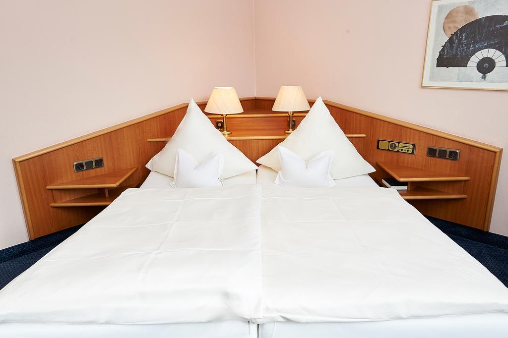 Vegan Hotel Und Restaurants Nicolay 1881 Zeltingen-Rachtig Bagian luar foto